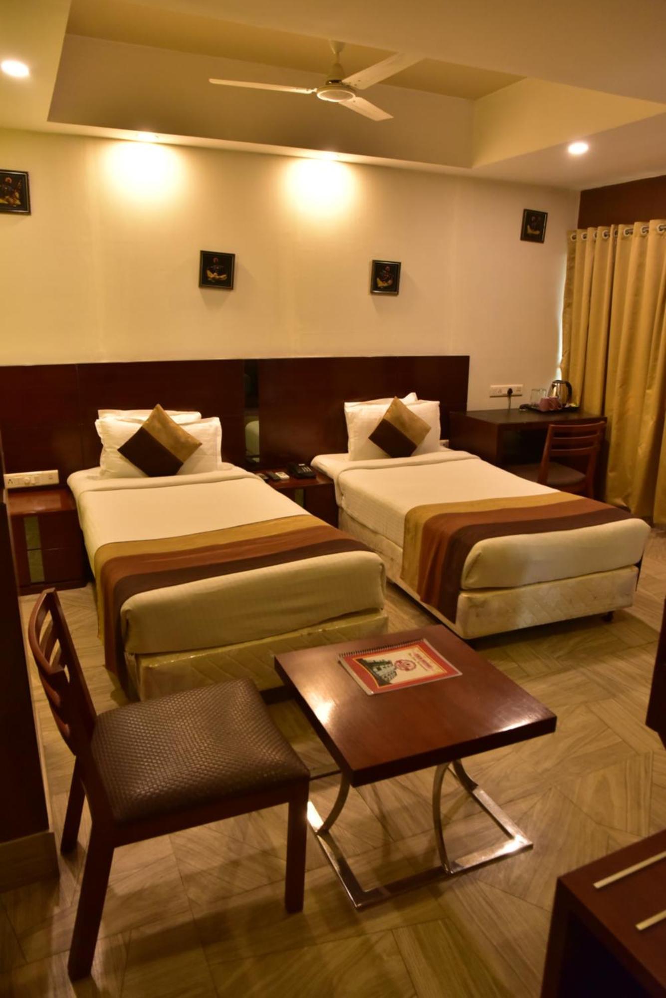 Hotel Ambassador Chocolate Inn Kalyani Exterior photo